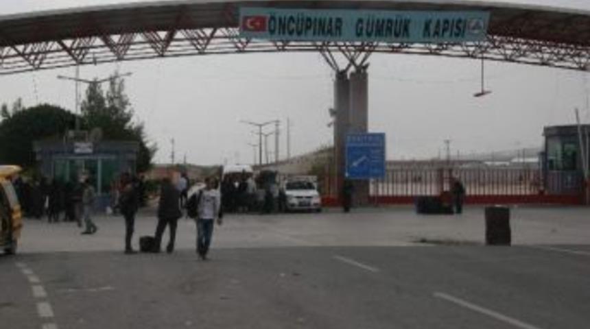 Kasım Ayında &Ouml;nc&uuml;pınar'dan 50 Bin 579 Suriyeli Giriş-&ccedil;ıkış Yaptı