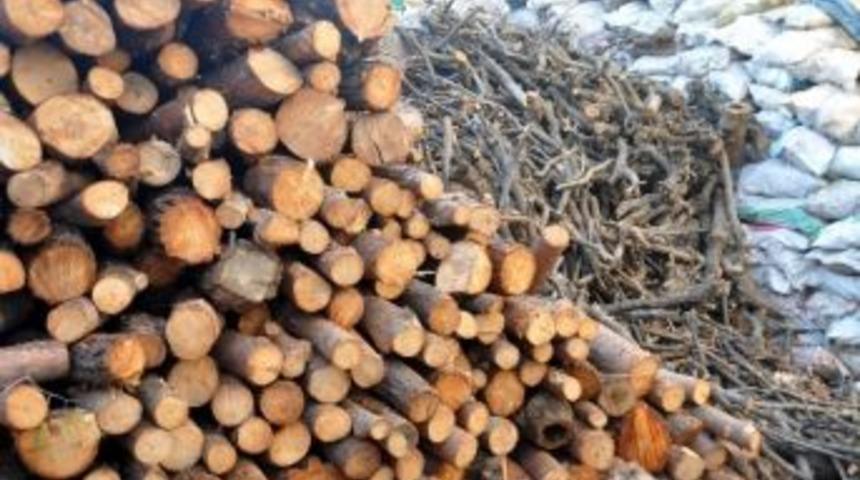 Ak&ccedil;akale&rsquo;de Odun Ve K&ouml;m&uuml;r Satışları Arttı