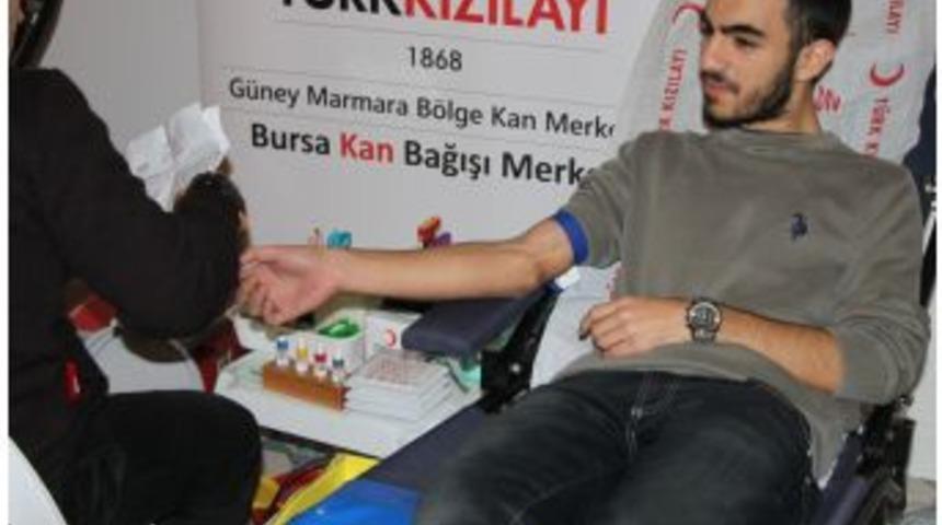 Orhangazi &Uuml;niversitesi&rsquo;nde Kan Bağışı Kampanyası