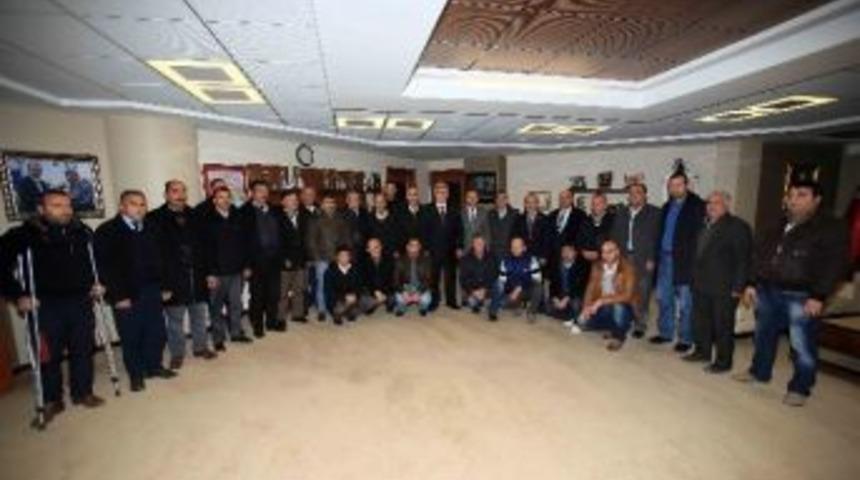 Kandıralı Minib&uuml;s&ccedil;&uuml;lerden Başkan Karaosmanoğlu'na Ziyaret