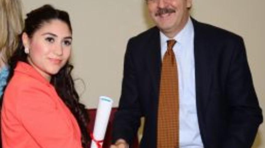 Adana Bt&uuml;'de &Ccedil;ağrı Merkezi Kursu Belge T&ouml;reni