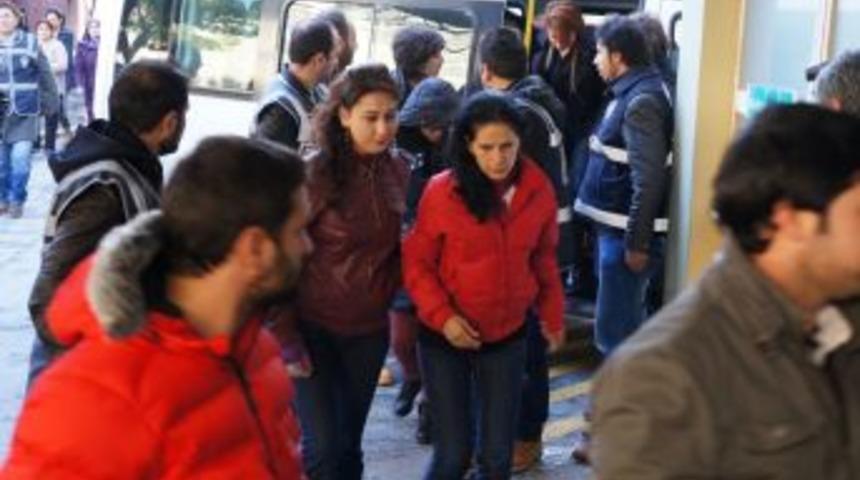 Sağlık Kontrolleri S&uuml;r&uuml;yor