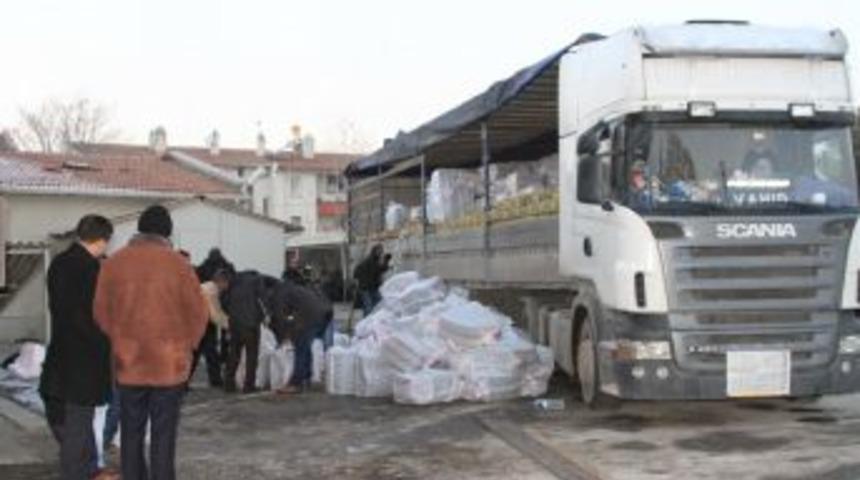 İran Menşeli TIR'da 110 Bin Paket G&uuml;mr&uuml;k Ka&ccedil;ağı Sigara Ele Ge&ccedil;irildi