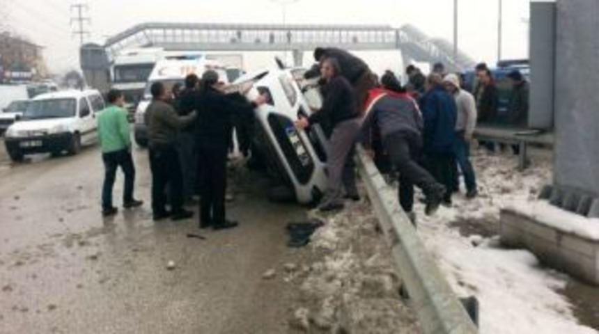 D&uuml;zce'de kaza ge&ccedil;irdiler