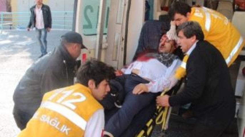 Aydın&rsquo;da M&uuml;teahhit Aracının İ&ccedil;inde İntihar Girişiminde Bulundu