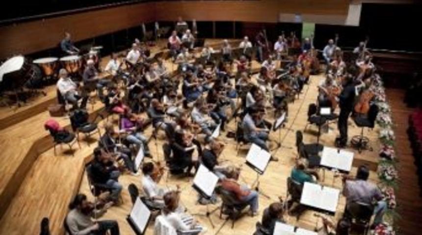 İzmir Devlet Senfoni Orkestrası Ayvalık&rsquo;a Geliyor