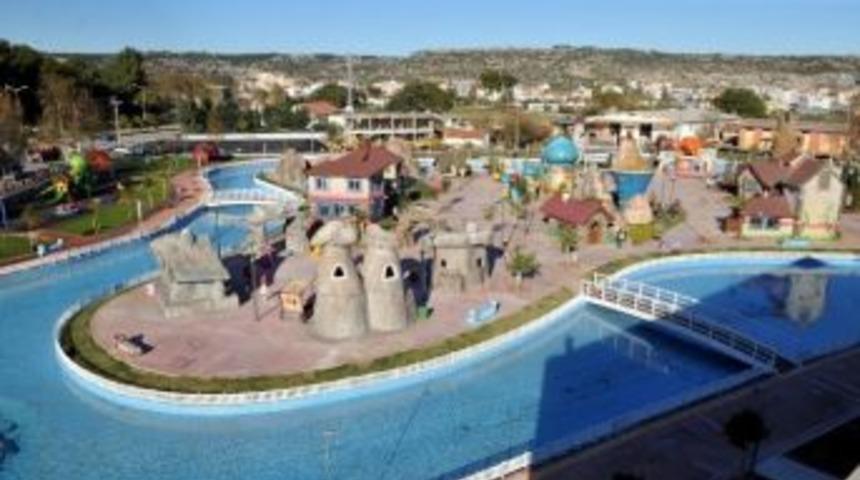 Başkan T&uuml;t&uuml;nc&uuml;&rsquo;den &Ccedil;ocuklara Armağan