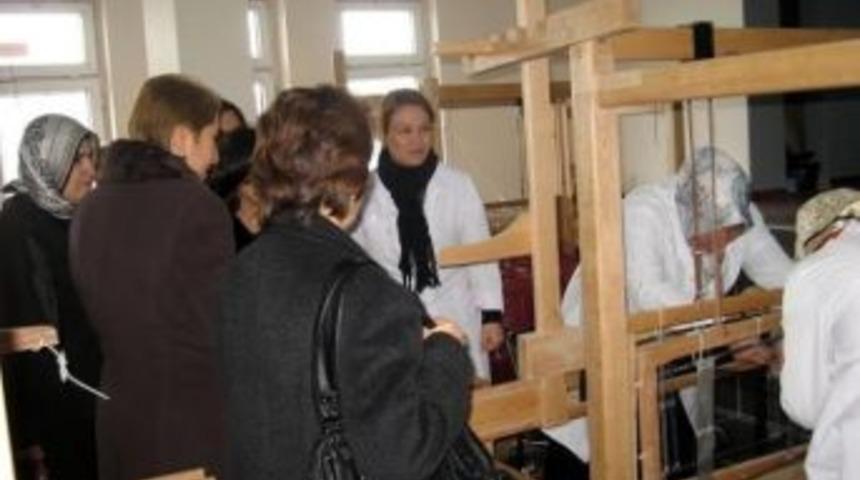 G&ouml;n&uuml;l El&ccedil;ilerinden Halk Eğitim Merkezine Ziyaret