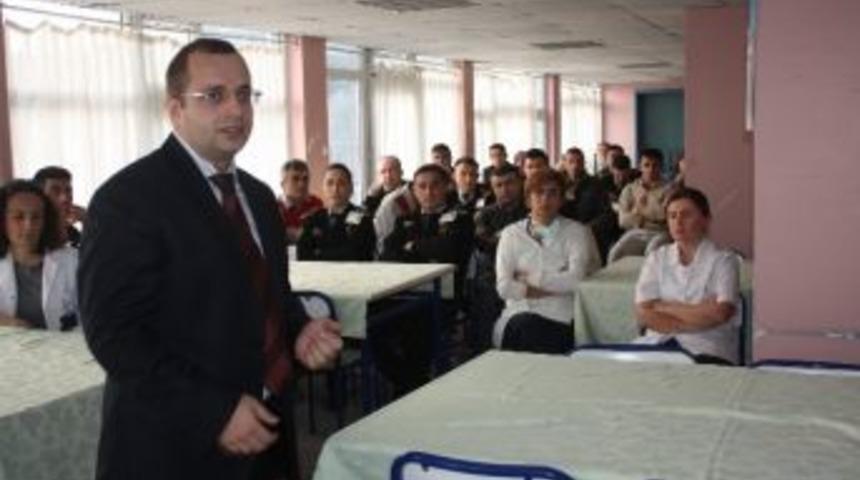 Hastane &Ccedil;alışanlarına İletişim Ve Beden Dili Eğitimi