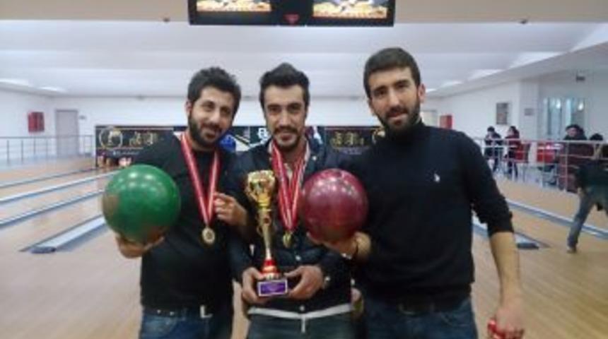 A&Uuml;'de Bowling M&uuml;sabakaları Şampiyonu İİBF Oldu