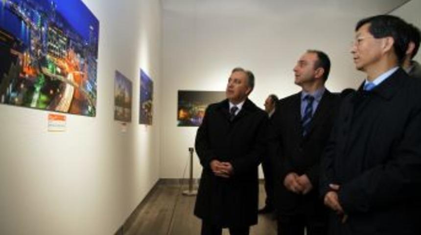 İzmir &Ccedil;in'de Film Ve Fotoğraflarla Tanıtıldı