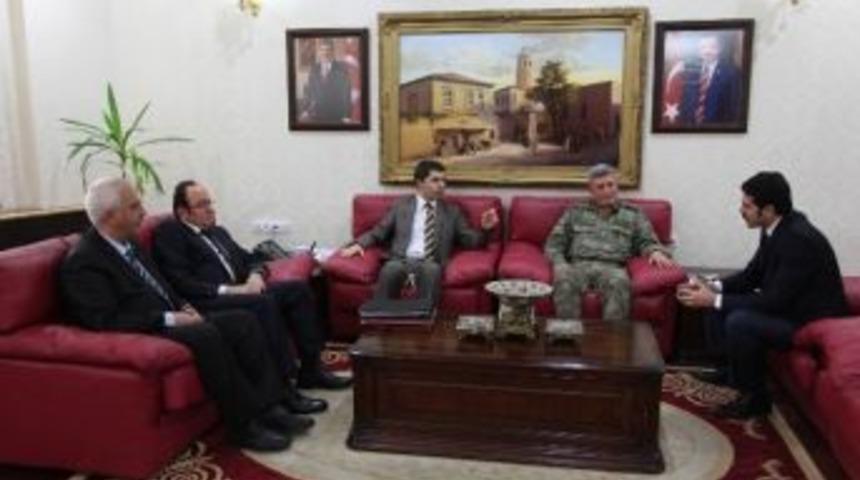 Vali Vekili Se&ccedil;ilmiş, Elektrik Sorununu Taraflarla G&ouml;r&uuml;şt&uuml;