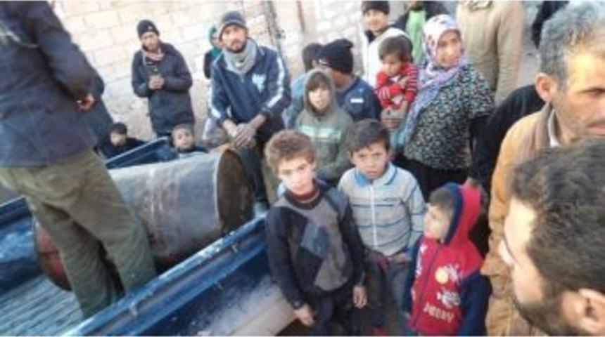 Şanlıurfa İhh Soğuktan Donmak &Uuml;zere Olan Suriyelilere Sahip &Ccedil;ıktı