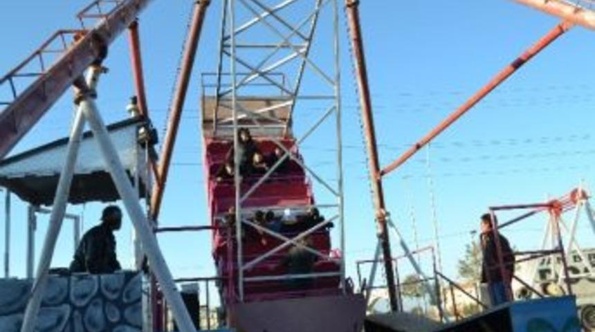 Hilvanlı &Ccedil;ocuklar Lunaparkta Buluştu