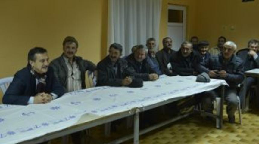 Başkan Ata&ccedil; K&ouml;y Ziyaretlerini S&uuml;rd&uuml;r&uuml;yor