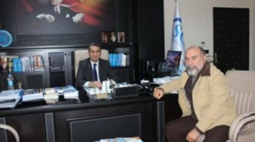 &Uuml;nl&uuml; Oyuncu Ve Tiyatrocu Avkıran&rsquo;dan Tekirdağ Sgim&rsquo; E Ziyaret