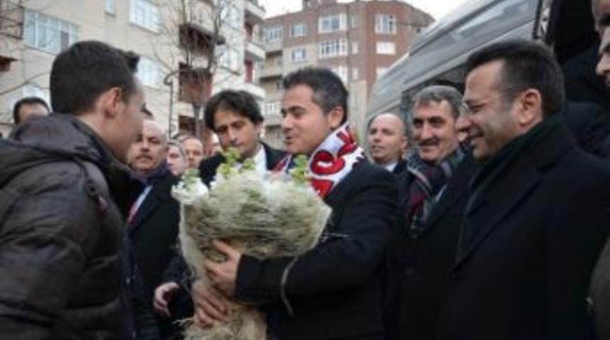 Bakan Kılı&ccedil;: &ldquo;gen&ccedil;ler Kahve K&ouml;şelerinde Belirsizliğe S&uuml;r&uuml;klenmeyecek&rdquo;