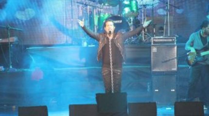 D&ouml;rtyol'da Kıra&ccedil; Konseri