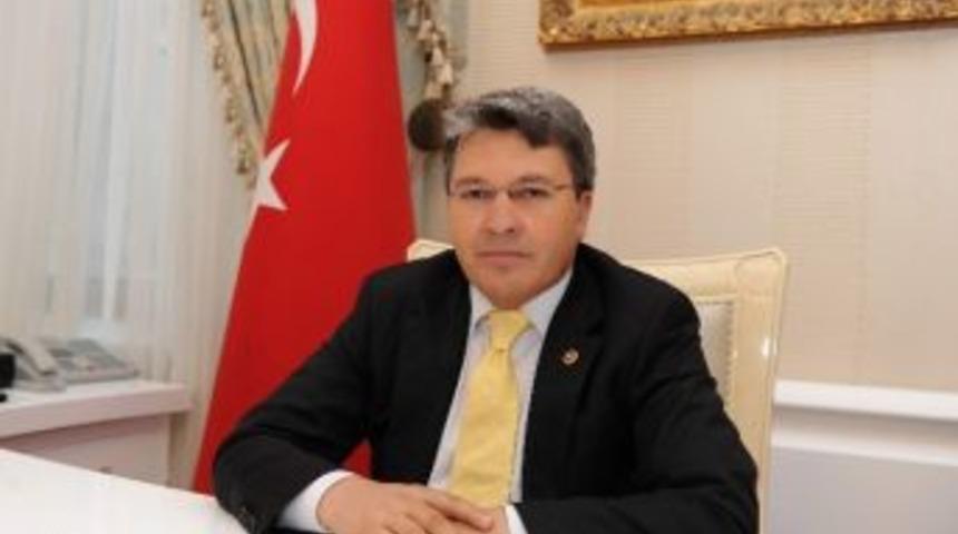 Ak Partili Feramuz &Uuml;st&uuml;n&rsquo;den B&uuml;t&ccedil;e Değerlendirmesi