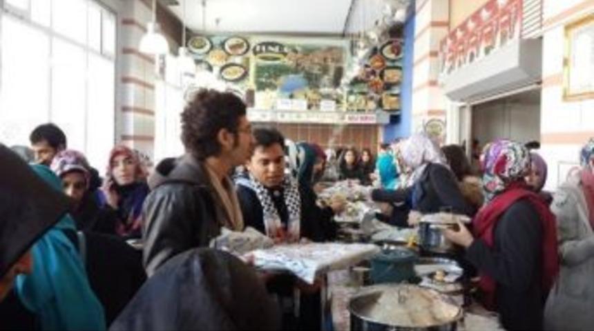 Van'da Suriyeliler İ&ccedil;in Kermes