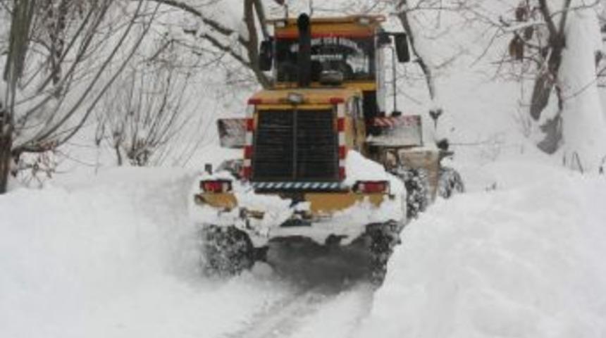 K&ouml;y Ve Mezra Yolları Yeniden Ulaşıma A&ccedil;ıldı