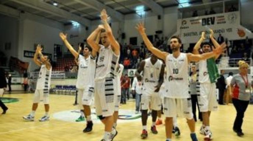 Aliağa Petkim'de Hedef, Anadolu Efes Galibiyeti