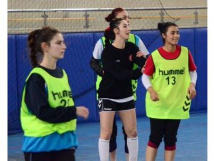 Hentbol Bayanlar S&uuml;per Ligi