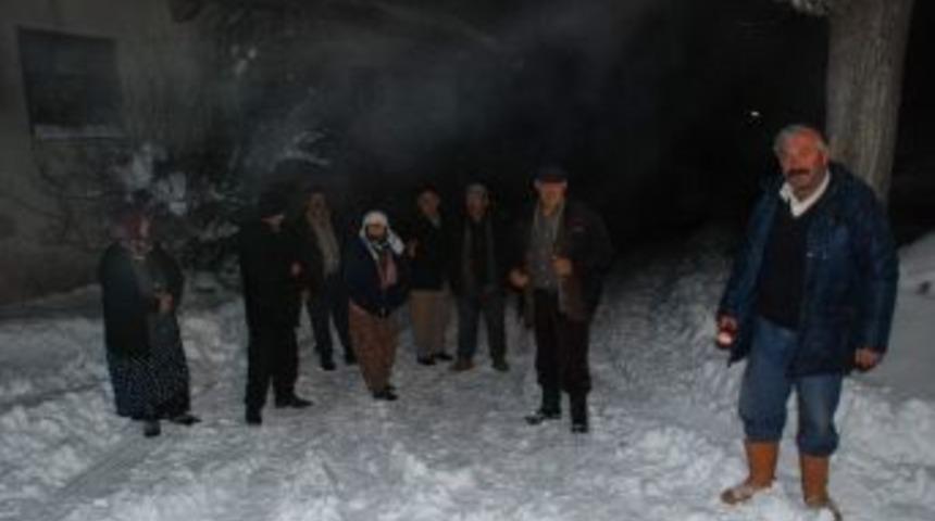 Sivaslı K&ouml;yl&uuml;ler, Tokat&rsquo;a Bağlanmak İstiyor