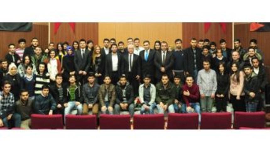 T&uuml;rkiye'de Deprem Ger&ccedil;eği Semineri