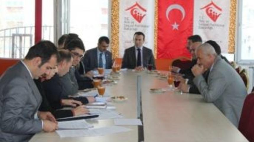 Hakkari&rsquo;de &lsquo;&ccedil;ocuk Koruma Kanunu&rsquo; Toplantısı