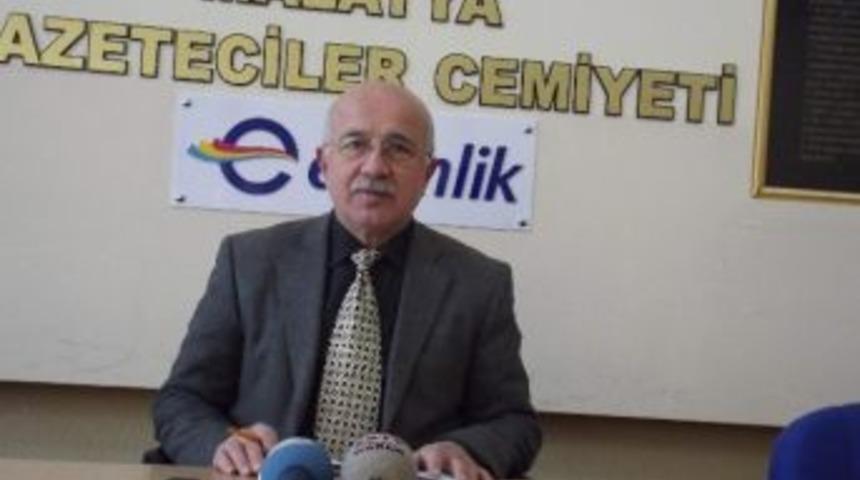 Ali D&uuml;zova, T&uuml;keticileri Uyardı