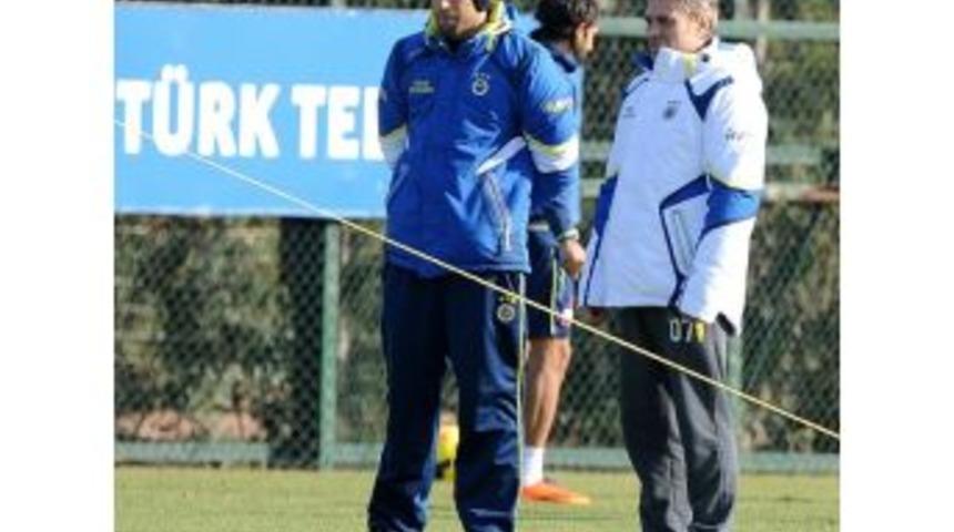 Fenerbah&ccedil;e, Kardemir Karab&uuml;kspor Ma&ccedil;ı Hazırlıklarını S&uuml;rd&uuml;r&uuml;yor