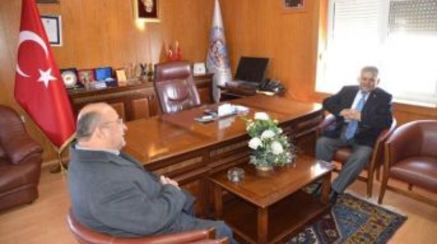 Başkan B&uuml;y&uuml;kkılı&ccedil;, Ağırnas Halkı Ve Esnafı İle Sohbet Etti