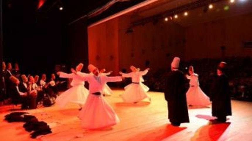 Birliğin Ve Hoşg&ouml;r&uuml;n&uuml;n Sesi &lsquo;mevlana&rsquo; Ş&uuml;kranla Anıldı
