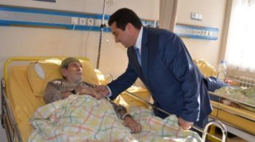 Başkan Vekili Bakıcı Hasta Ziyaretinde