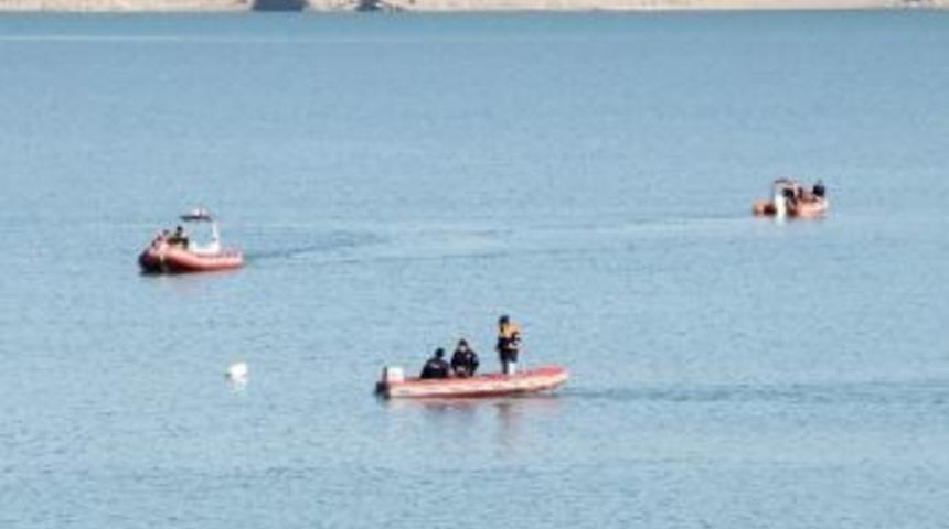 Kayıp Balık&ccedil;ı D&ouml;rt Koldan Aranıyor