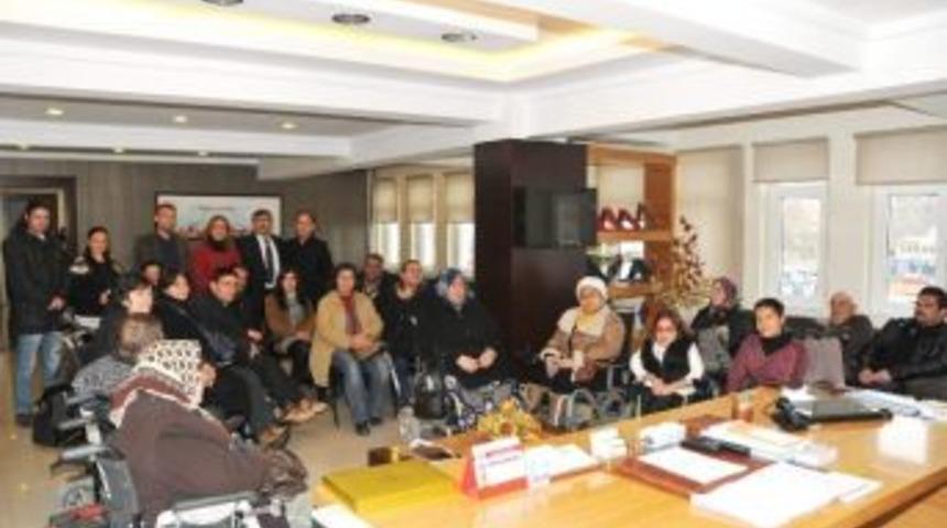 Engellilerden Belediye Başkanı Faruk Akdoğan'a Ziyaret