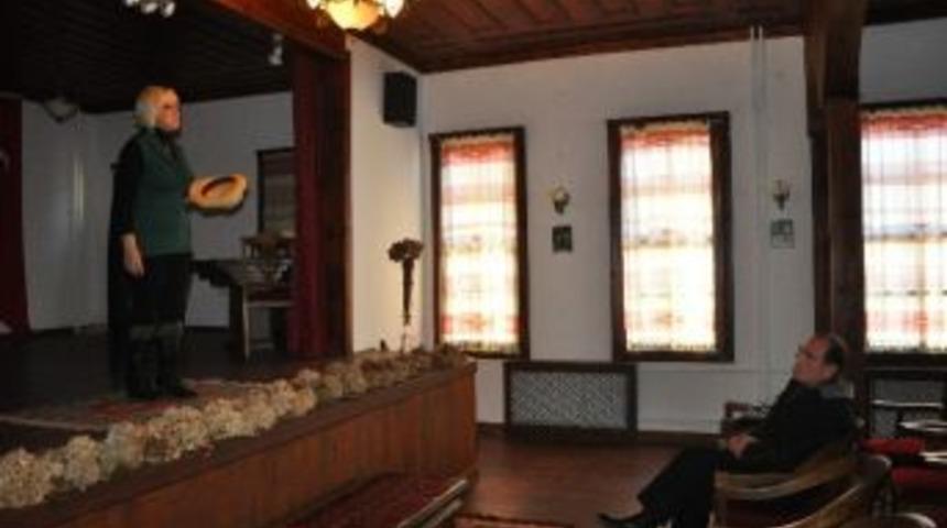 Atat&uuml;rk'&uuml;n Benzeri İnebolu'da