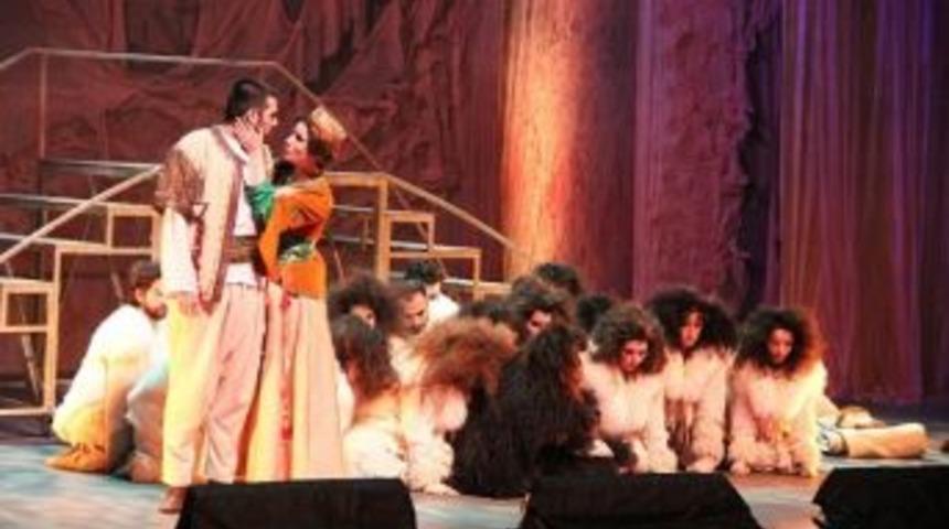 Kızılırmak, Afa&rsquo;da Sahnelendi