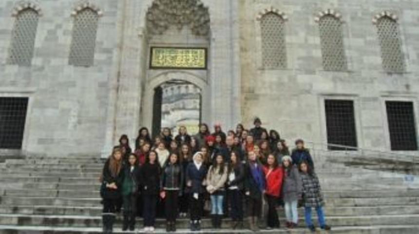 &Ouml;demiş Kız Meslek Lisesi &Ouml;ğrencileri İstanbul&rsquo;u Gezdi