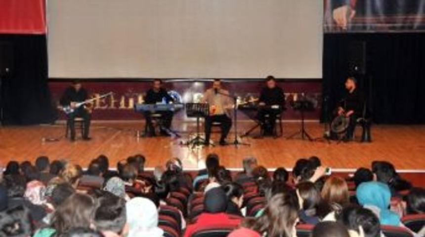 Akşehir&rsquo;de Neşet Ertaş&rsquo;ı Anma Konseri