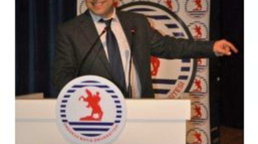 OM&Uuml;&rsquo;de Tarih Ve Sinema Konferansı