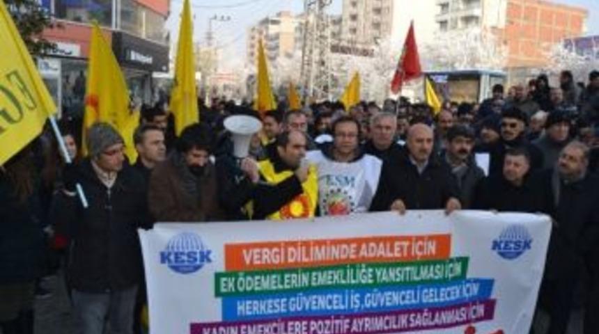 Batman'da Kesk'e Bağlı Sendikalar İş Bıraktı