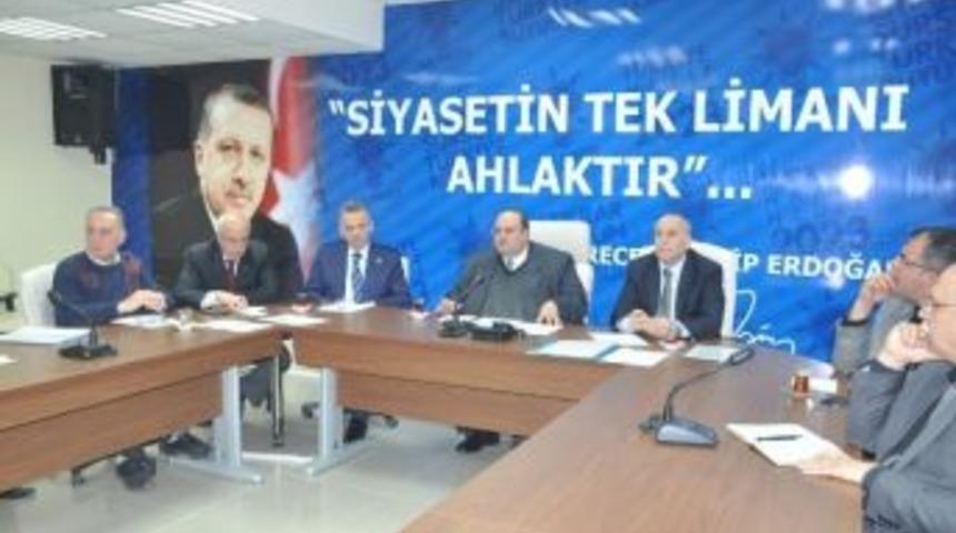 Manisa&rsquo;da Ak Parti&rsquo;de Başbakan Hazırlığı