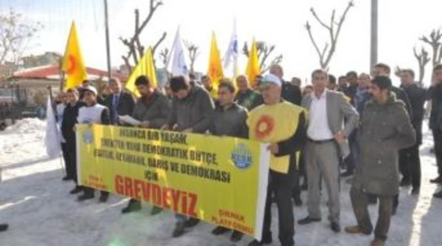 Kesk, Şırnak&rsquo;ta İş Bırakma Eylemi D&uuml;zenledi