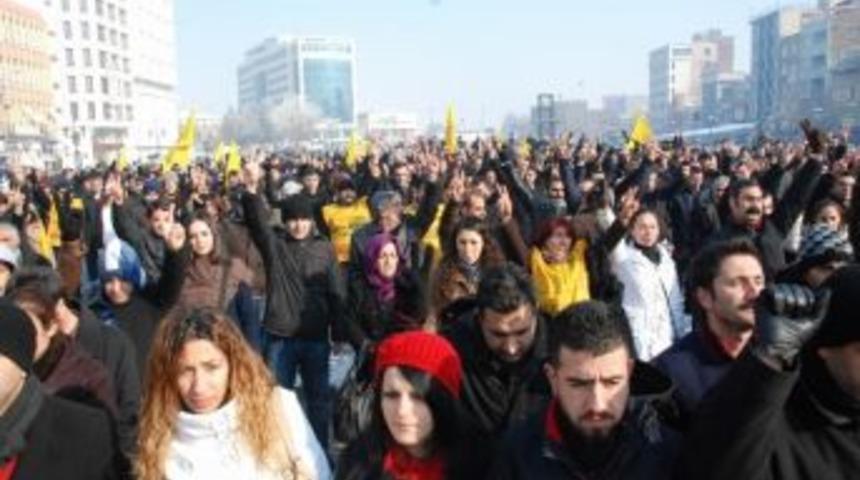 Diyarbakır&rsquo;da İş Bırakma Eylemi