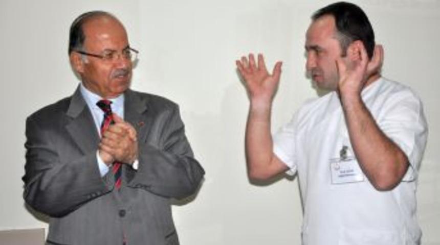 Sağlık&ccedil;ılar Diksiyon Dersi Aldı