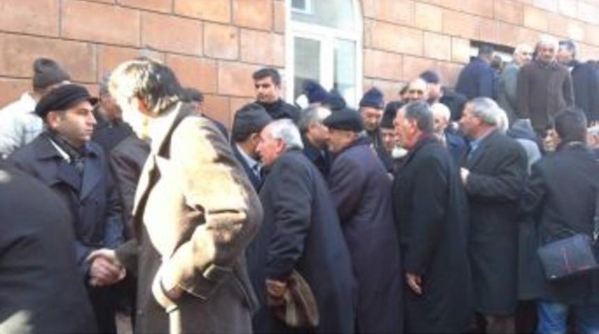 Ağrı Belediye Başkanı Hasan Arslan'ın Babası Defnedildi