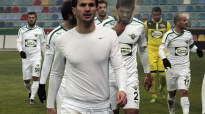 Akhisar Belediyespor Gruplara Kalan Taraf Oldu