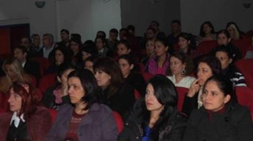 Ortaokul &Ouml;ğretmenlerine Bilin&ccedil;li Ve G&uuml;venli İnternet Semineri